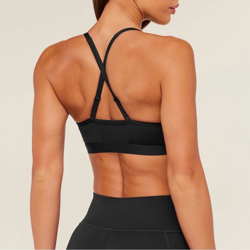 Gymshark Black Sports Bra with Crossback Straps - Picture 3 of 9
